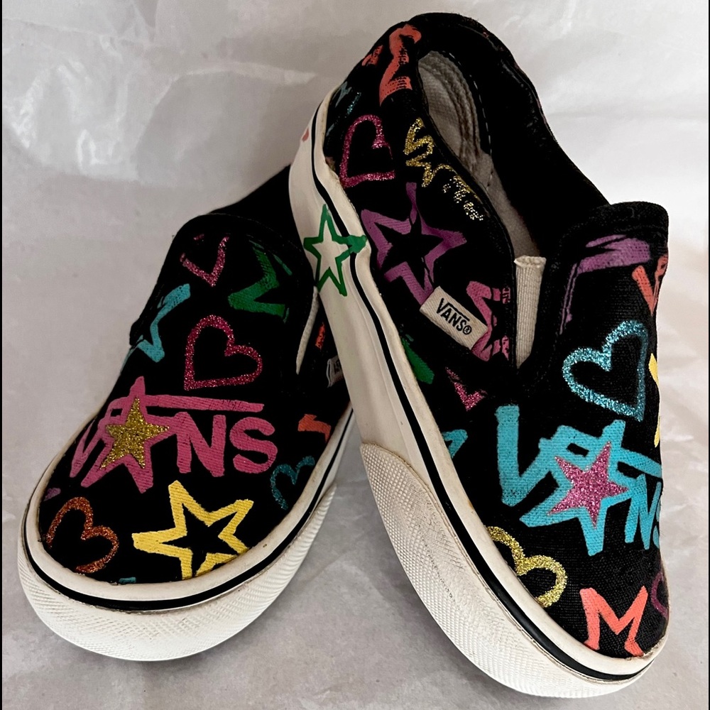VANS Classic Slip-On Sparkle Hearts & Stars Graffiti in Black 7.5 Toddler Infant